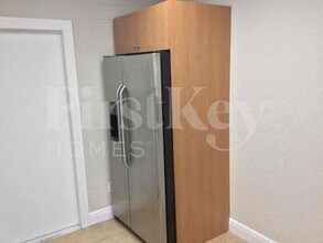 16410 NW 20th Ave in Opa Locka, FL - Building Photo - Building Photo