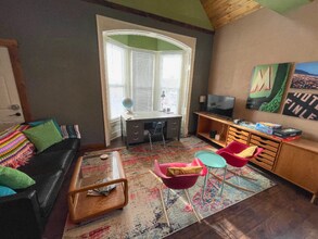 411 W Quartz St, Unit A in Butte, MT - Foto de edificio - Building Photo