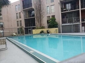 9678 Fontainebleau Blvd in Miami, FL - Building Photo - Building Photo