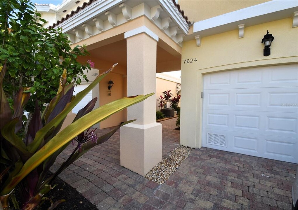 7624 Bergamo Ave in Sarasota, FL - Building Photo