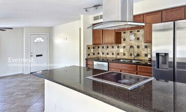 8726 E Bonnie Rose Ave in Scottsdale, AZ - Building Photo - Building Photo