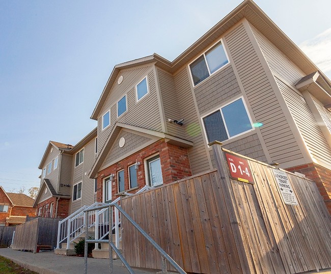 265 Lawrence Avenue Townhomes