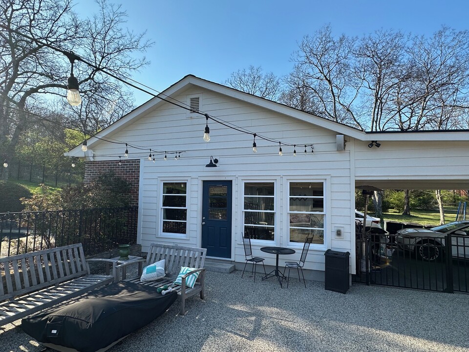 6516 Melinda Dr in Nashville, TN - Building Photo