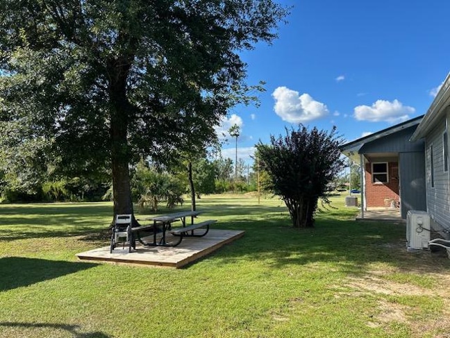 2511 Mashburn Rd in Marianna, FL - Building Photo - Building Photo