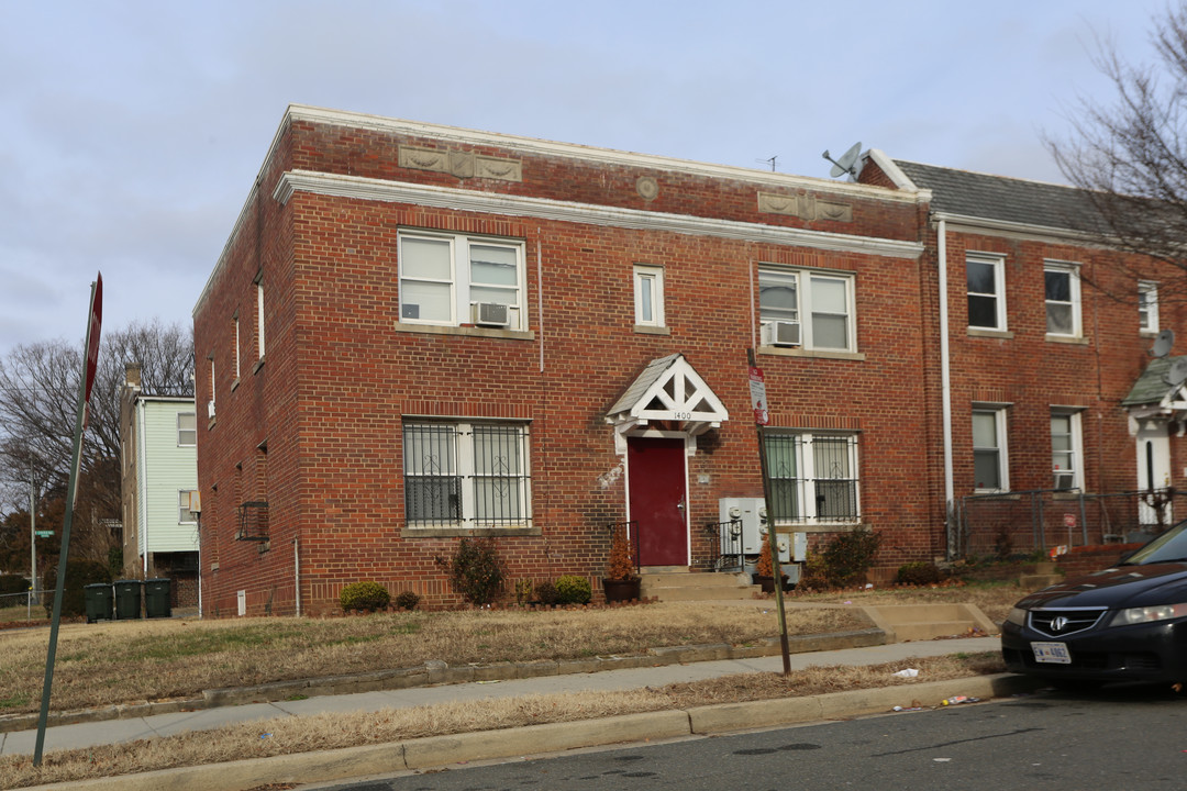 1400 Staples St Ne in Washington, DC - Building Photo