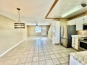 3117 Debra Blvd in Panama City, FL - Foto de edificio - Building Photo