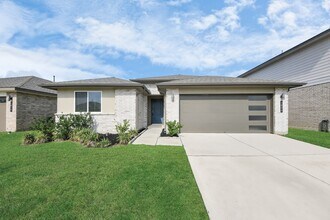 7806 Cattleman Vly Dr in Arcola, TX - Foto de edificio - Building Photo