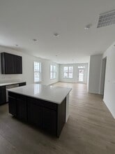 12240 Barcroft Cir in Huntley, IL - Building Photo - Building Photo