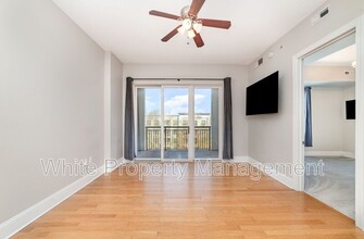 4625 Piedmont Row Dr in Charlotte, NC - Building Photo - Building Photo