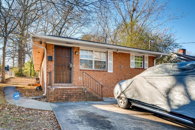 1468 Clermont Ave in Atlanta, GA - Building Photo - Building Photo