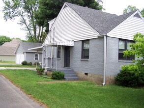 4608 Wyoming Ave, Unit 4608 Wyoming Ave in Nashville, TN - Foto de edificio - Building Photo