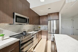 14 Lincoln Pl in Madison, NJ - Building Photo