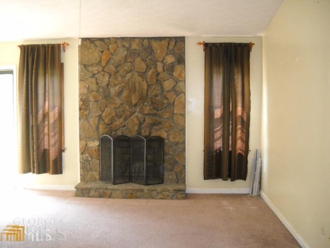 456 Valley Woods Cir SE in Conyers, GA - Building Photo - Building Photo