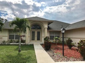 15058 62nd Pl N, Unit Apt 111 in Westlake, FL - Building Photo