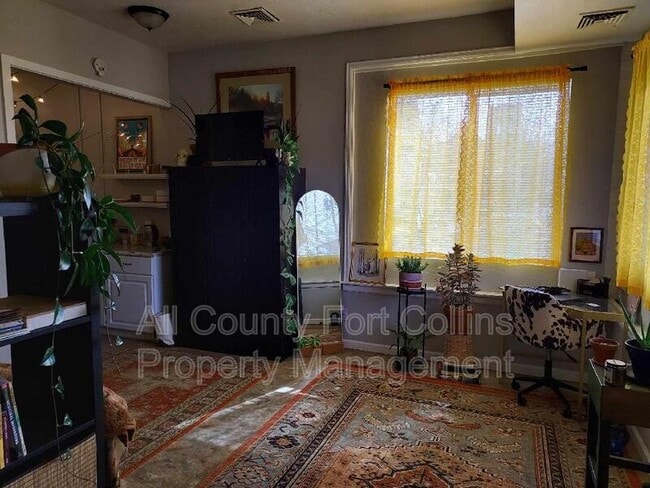 348 N Jefferson Ave in Loveland, CO - Building Photo - Building Photo