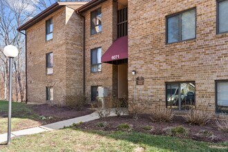 6071 Majors Ln in Columbia, MD - Building Photo - Building Photo