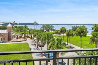 105 N 2nd St in Palatka, FL - Building Photo - Building Photo