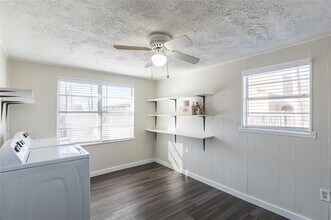 750 E N 14th St in Abilene, TX - Building Photo - Building Photo