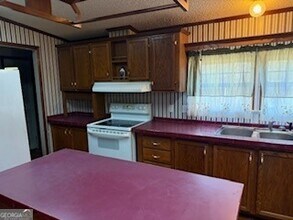 1572 Triple T Dr in Dewy Rose, GA - Building Photo - Building Photo