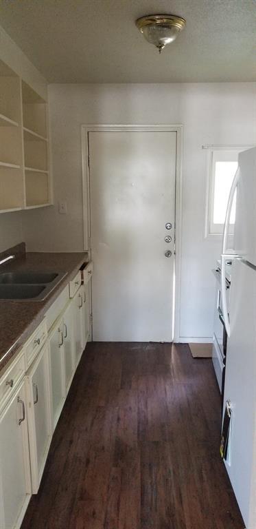 1002 Haynes St in San Marcos, TX - Building Photo - Building Photo