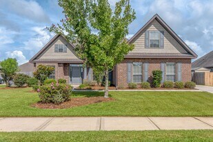 5618 Gold Cup Ct in Milton, FL - Building Photo