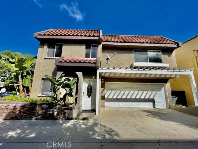 property at 2558 Orange Ave