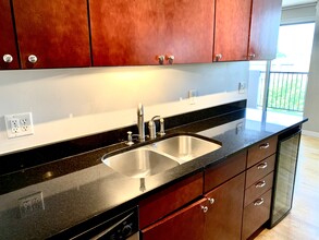 2800 W 44th St, Unit 509 in Minneapolis, MN - Building Photo - Building Photo