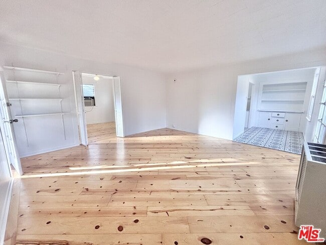 2339 1/2 Norwalk Ave in Los Angeles, CA - Building Photo - Building Photo