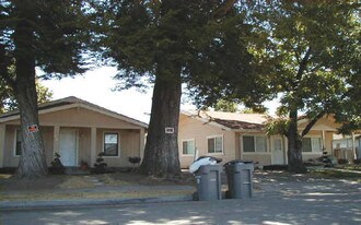 1010-1012 Grand Ave in Santa Rosa, CA - Building Photo