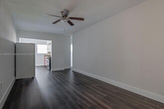 26545 SW 137th Ave in Homestead, FL - Building Photo - Building Photo
