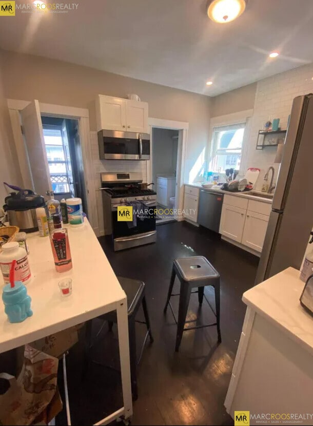 69 Bromfield Rd, Unit 2 in Somerville, MA - Building Photo - Building Photo