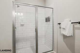 1650 Harris Hill Rd, Unit 05-5207 in San Marcos, TX - Foto de edificio - Building Photo