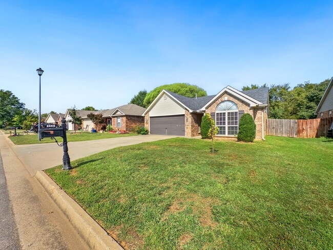 7720 Parkview Dr in Fort Smith, AR - Building Photo - Building Photo