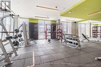 15 Baseball Pl in Toronto, ON - Building Photo - Building Photo