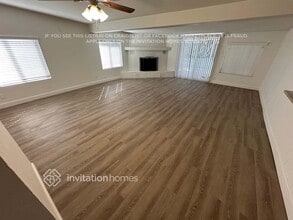 6734 N 10th Ave in Phoenix, AZ - Foto de edificio - Building Photo