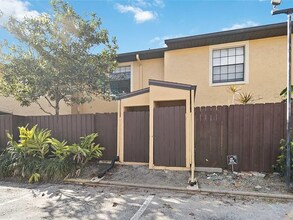 7417 Wynnewood Sq, Unit 174 in Winter Park, FL - Building Photo - Building Photo