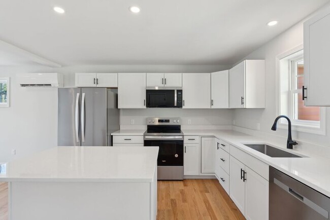 property at 25 Legacy Ln