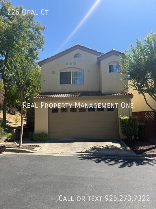 226 Opal Ct in San Ramon, CA - Building Photo