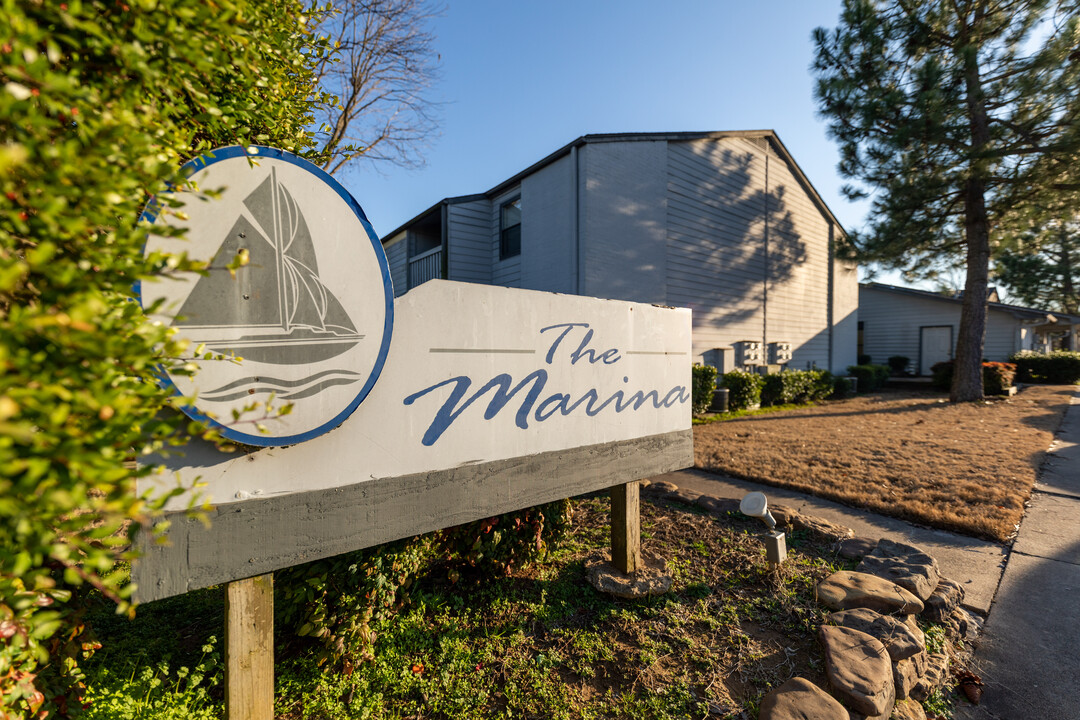 Marina Apartments in Fort Smith, AR - Foto de edificio