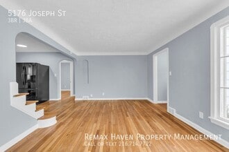 5176 Joseph St in Maple Heights, OH - Building Photo - Building Photo