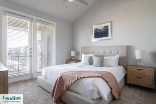 4300 Cromwell Dr, Unit 2301 in Kyle, TX - Building Photo