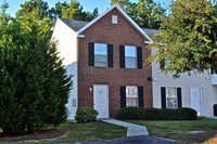 Fords Pointe Apartments and Townhomes photo'