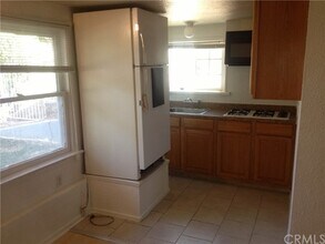 11234 San Lucas Dr-Unit -B in Loma Linda, CA - Building Photo - Building Photo