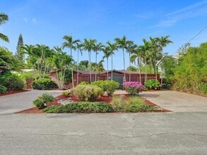1418 NE 56th Ct, Unit 1 in Fort Lauderdale, FL - Building Photo - Building Photo