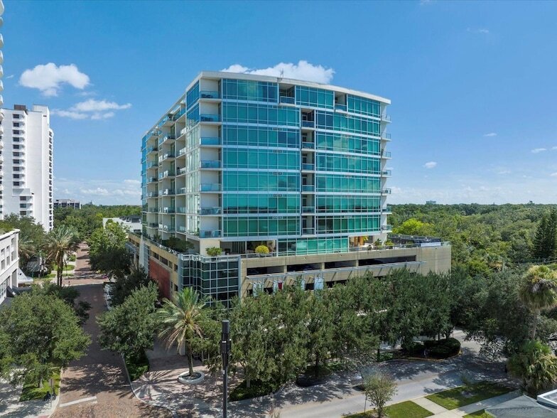 101 S Eola Dr, Unit 601 in Orlando, FL - Building Photo