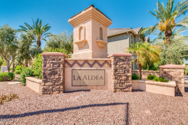 4698 E Laurel Ave in Gilbert, AZ - Building Photo - Building Photo