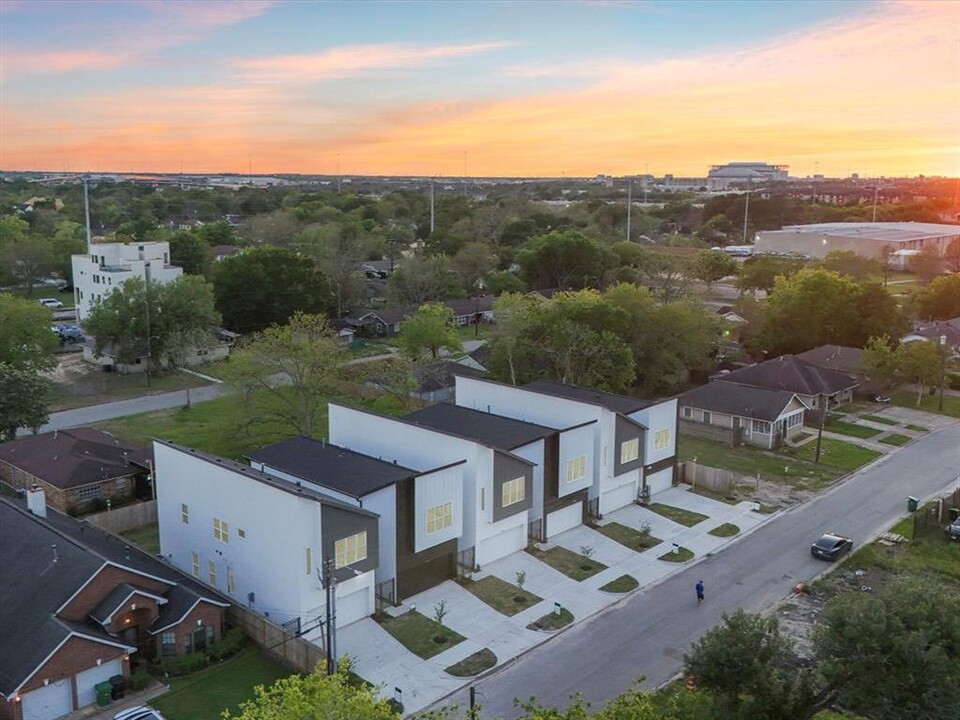 3542 Amos St in Houston, TX - Building Photo