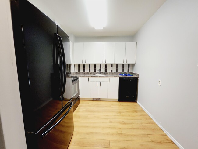 611 Willow Ct NW in Edmonton, AB - Building Photo - Building Photo