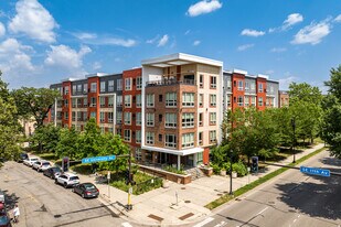 The Knoll Dinkytown in Minneapolis, MN - Building Photo