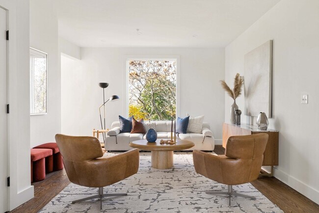 133 Boardman St, Unit 3